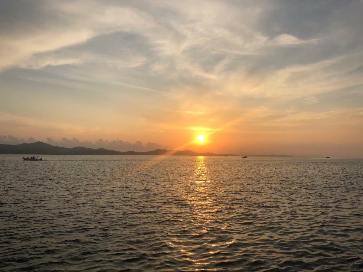 Kolovare Beachfront Apartment ซาดาร์ ภายนอก รูปภาพ
